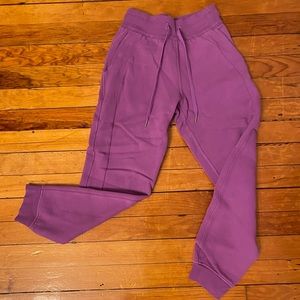 Purple Lululemon Scuba joggers
